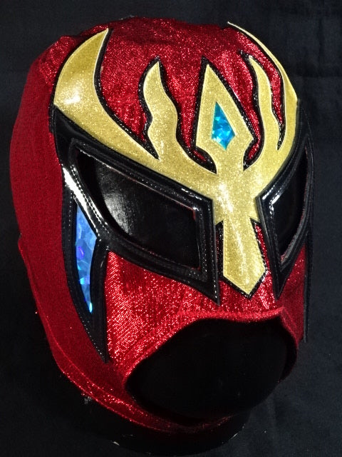 獣神サンダーライガー