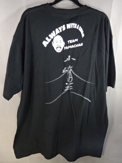 K‐1 武蔵 直筆サイン入りグローブ・Tシャツ・サイン入り色紙・フィギュア 直筆サイン入り】本田竜輝 WHO CARES!？ Tシャツ – 闘道館