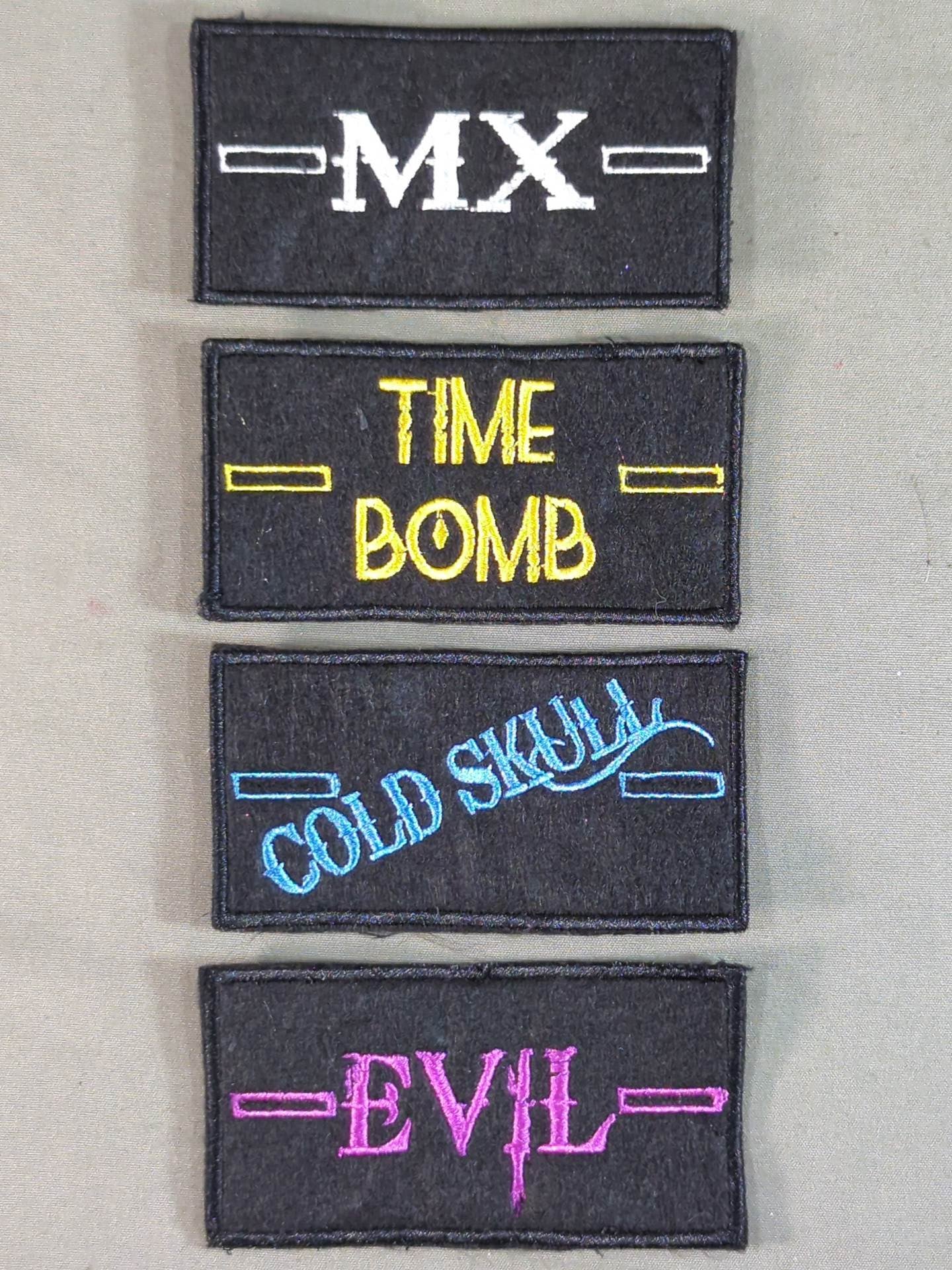 LOS INGOBERNABLES de JAPON  patch  set