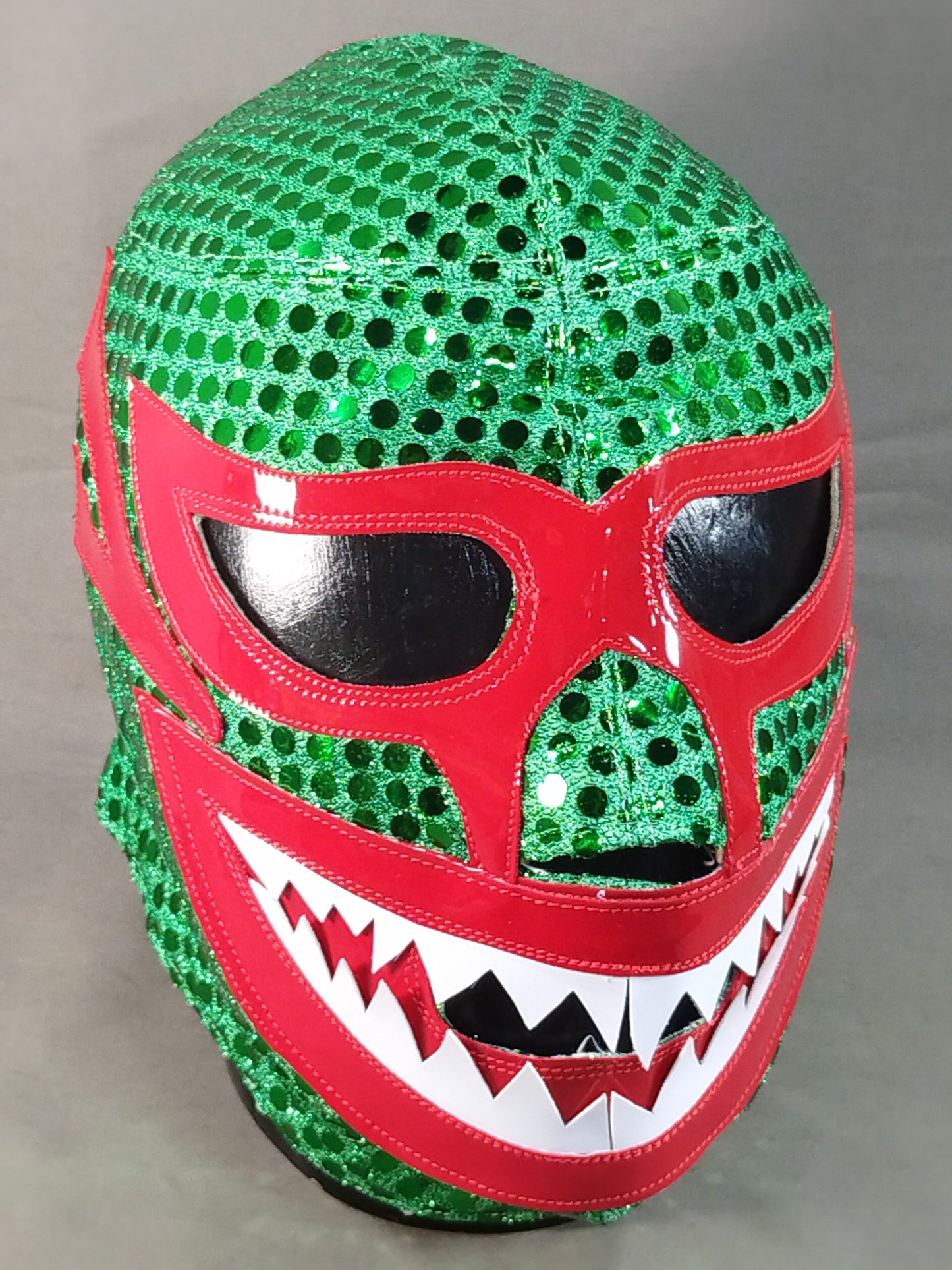 Mil Mascaras 