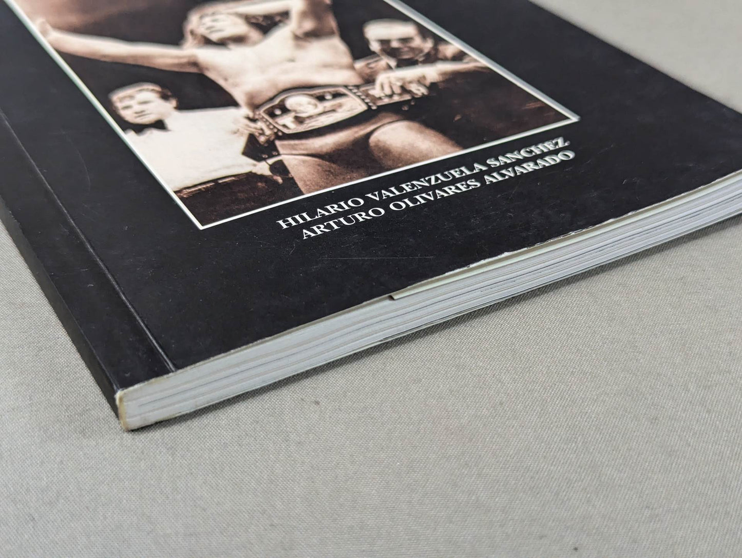 【Perro Aguayo hand signed autograph】MI VIDA: LA LUCHA LIBRE AUTOBIOGRAFIA DE PEDRO "EL PERRO" AGUAYO