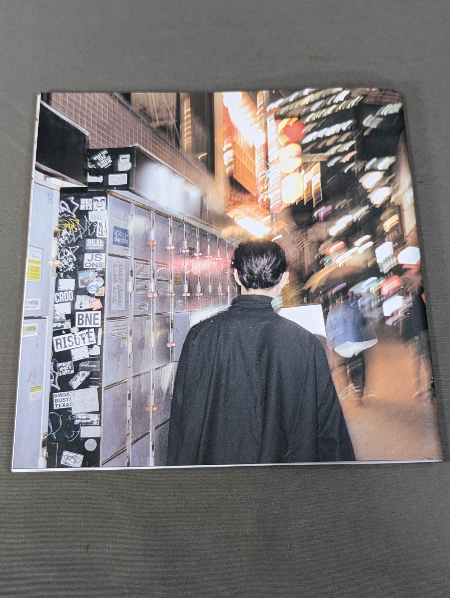 [Hand signed autograph  & bonus photo included] YOH ZINE 01