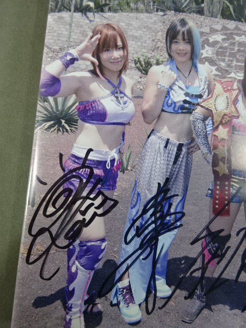 スターダム×メキシコ2014 イオ&麻優&カイリ&ユウナのルチャ体験 全選手 直筆サイン入り】イオ＆麻優＆カイリ＆ゆうなのルチャ
