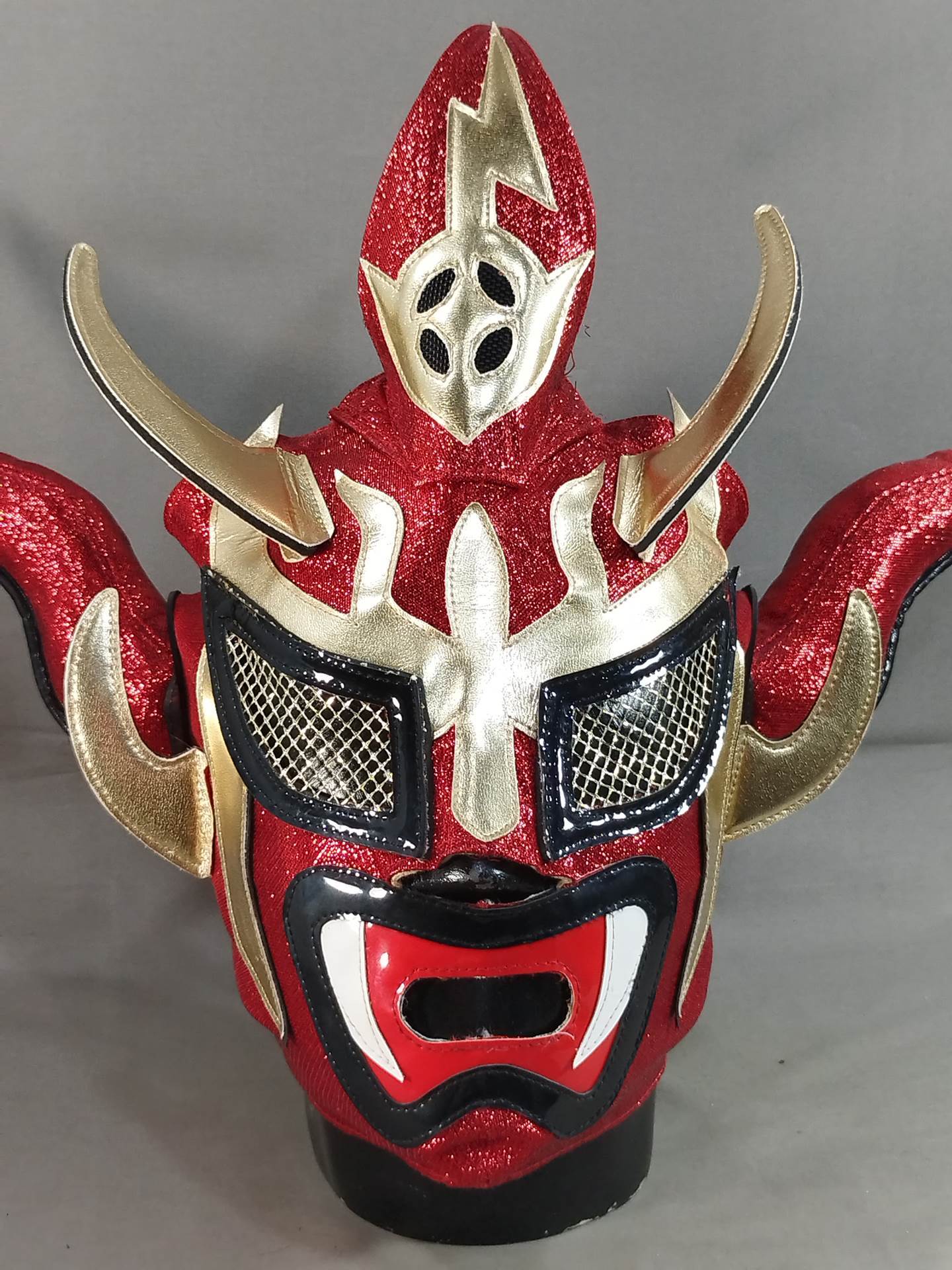獣神サンダーライガー
