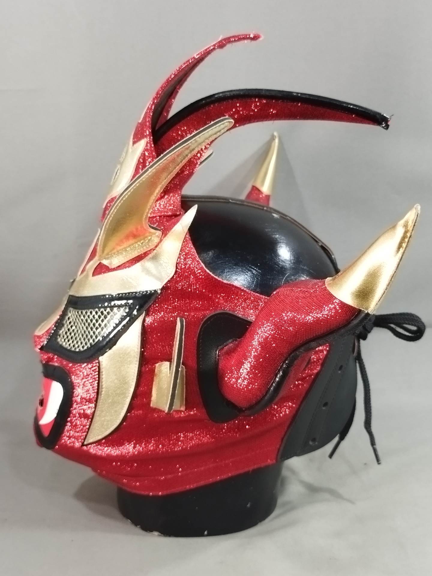 獣神サンダーライガー