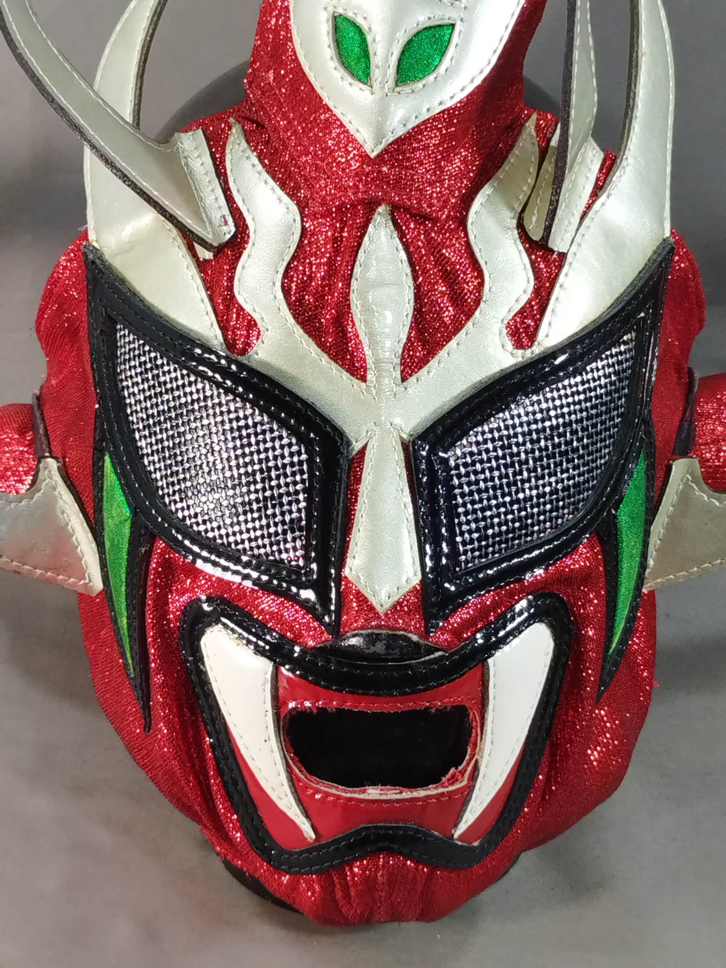 獣神サンダーライガー
