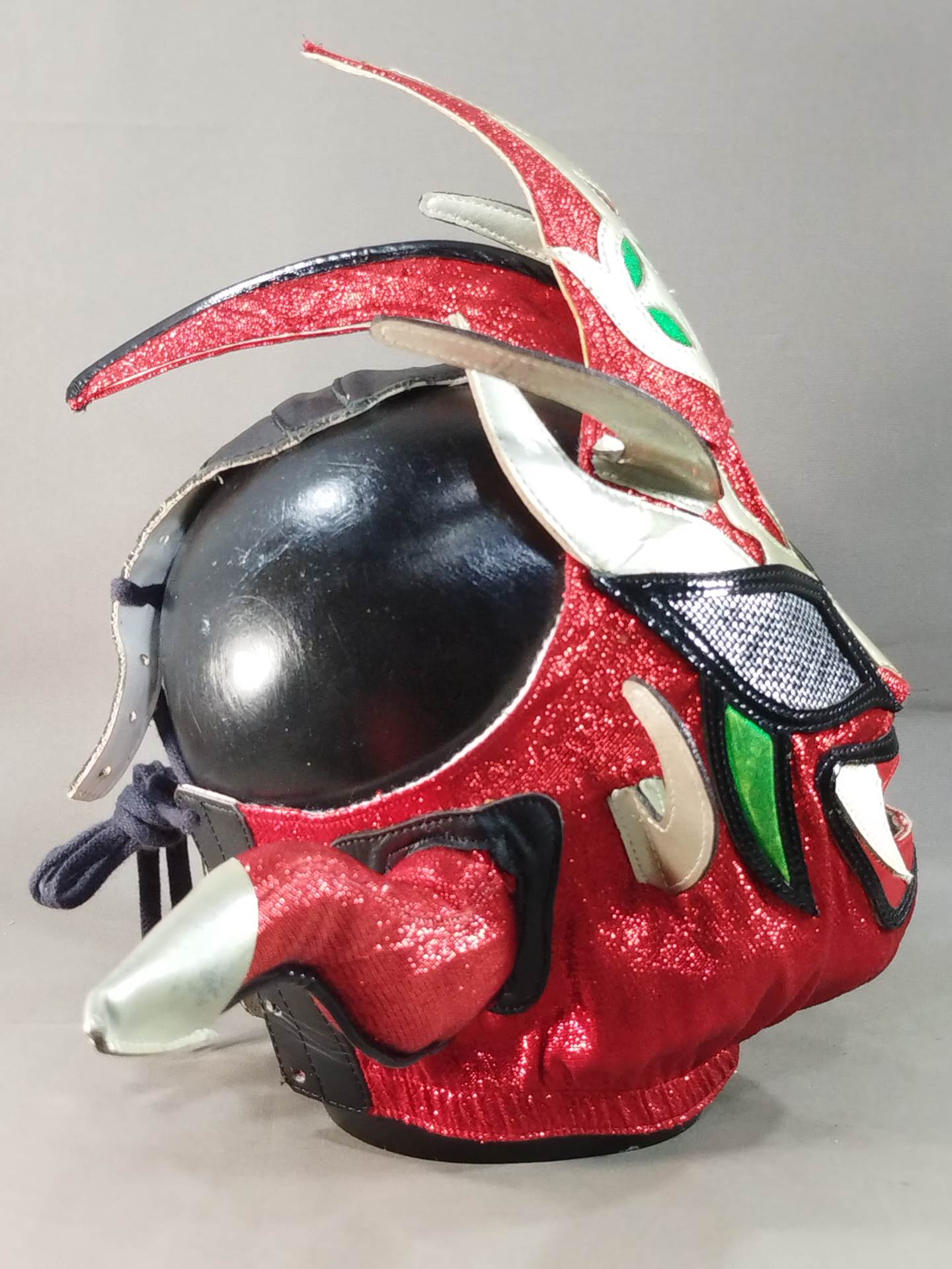 獣神サンダーライガー