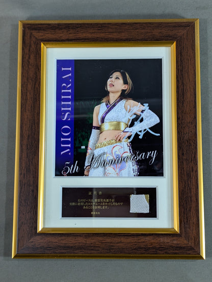 【直筆サイン入り・コスチュームカット封入】紫雷美央 フォトフレーム