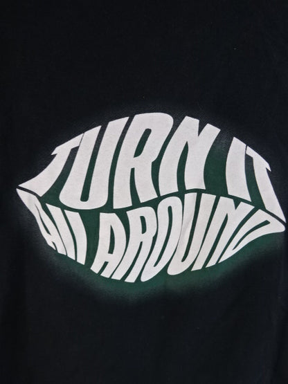 YOSHI-HASHI TURN IT ALL AROUND Tシャツ