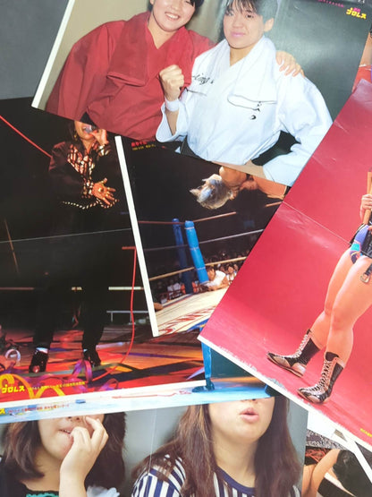Women's pro wrestler magazine appendix pin-up set