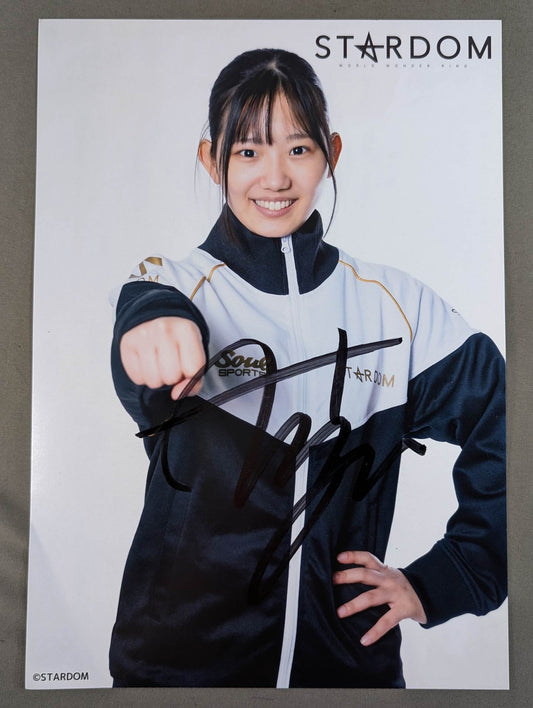 Miyu Amasaki  hand signed autograph  Starda Pro-Photo (H-4)