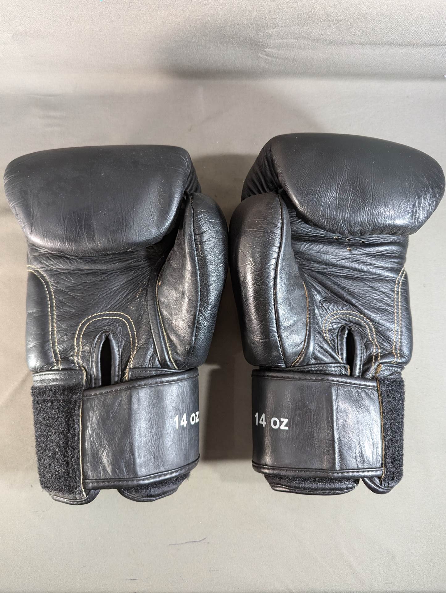 TWINS Boxing Gloves (Black)
