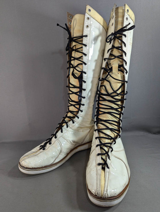 Pro-wrestling shoes