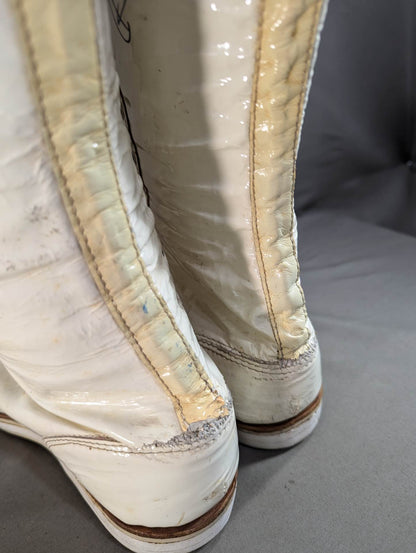Pro-wrestling shoes