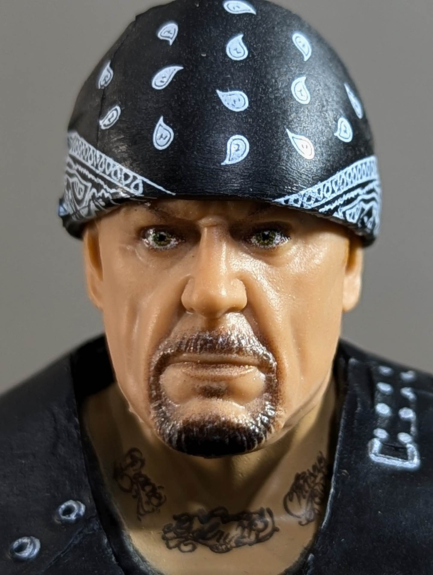 Undertaker (Shovel & Bandana)