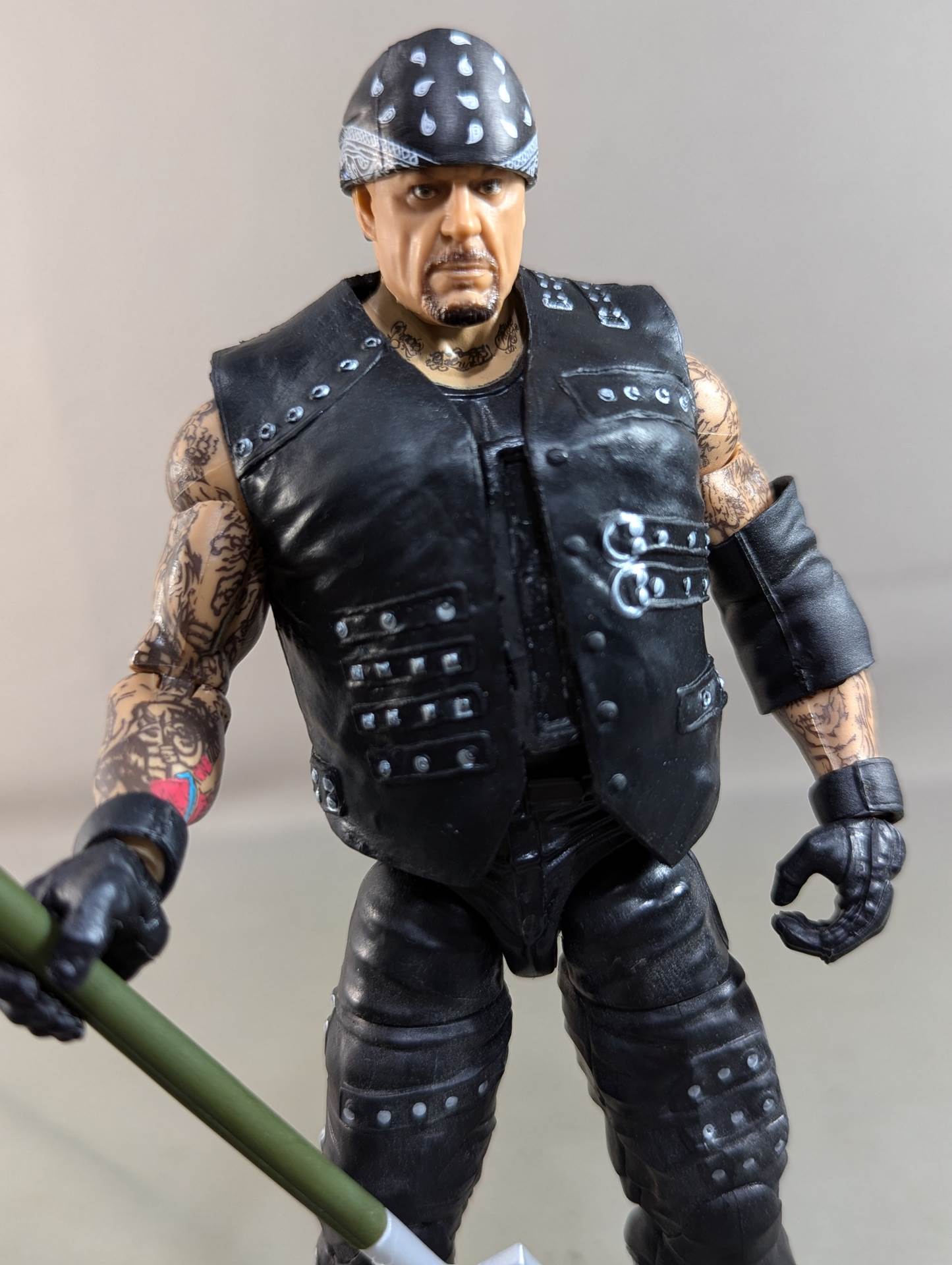 Undertaker (Shovel & Bandana)