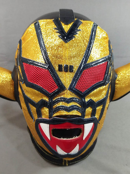 獣神サンダーライガー