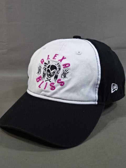 アレクサ・ブリス×NEW ERA キャップ