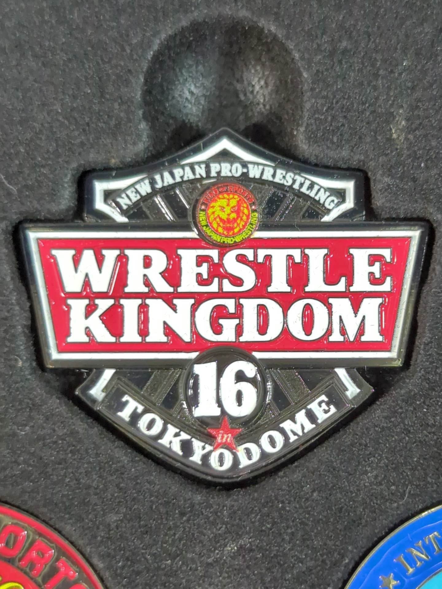 ★非売品★ 新日本プロレス WRESTLE KINGDOM 16 in TOKYO DOME ピンズセット