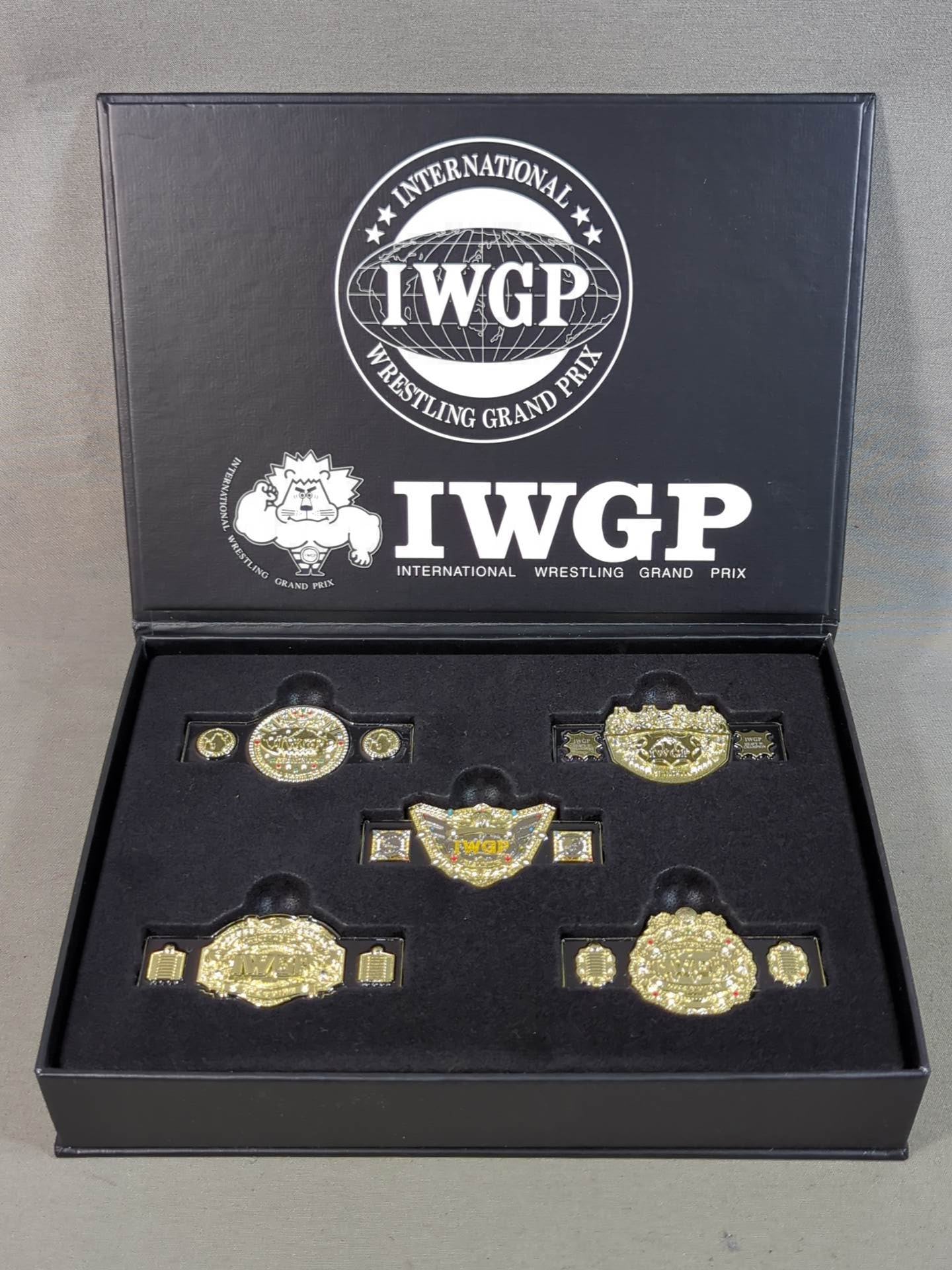 IWGP CHAMPION BELT ピンズコレクション(全5種)
