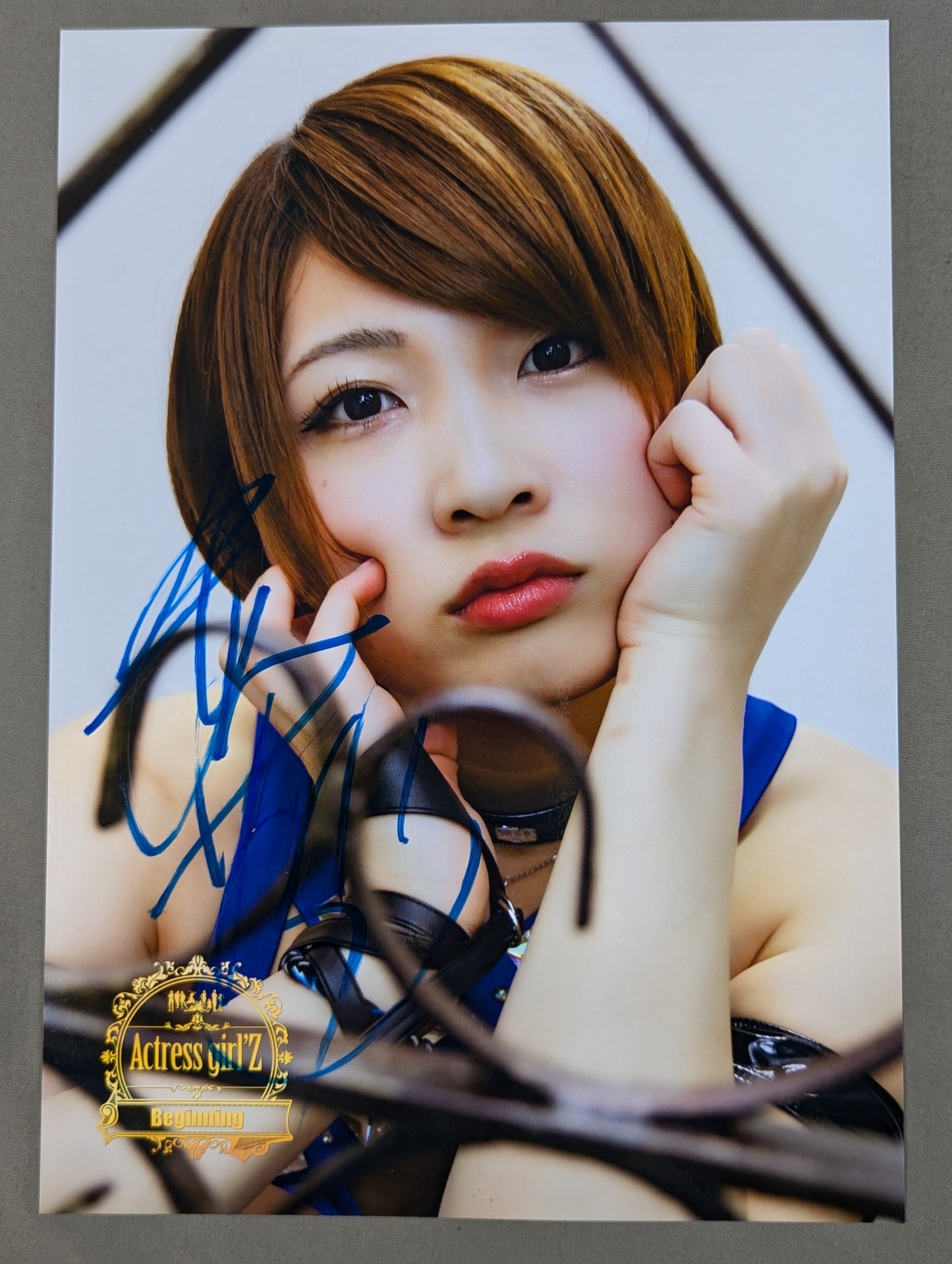 Saori Anou  hand signed autograph Pro-Photo (F-4)