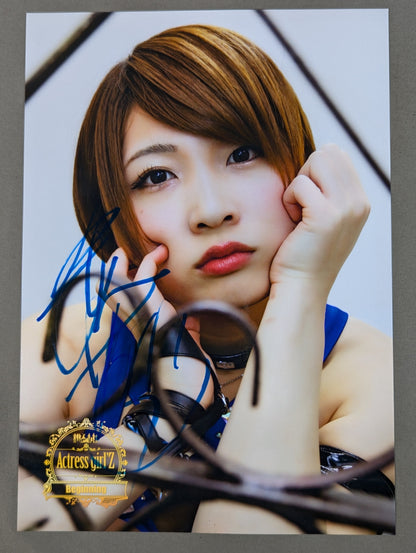 Saori Anou  hand signed autograph Pro-Photo (F-4)
