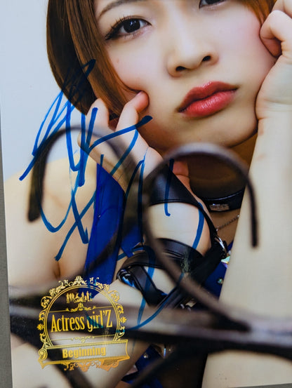 Saori Anou  hand signed autograph Pro-Photo (F-4)