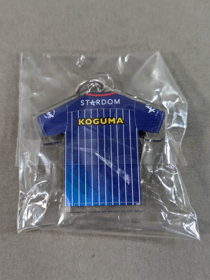 ★STARDOM×TOWER RECORDS★ コグマ Tシャツ型アクリルキーホルダー