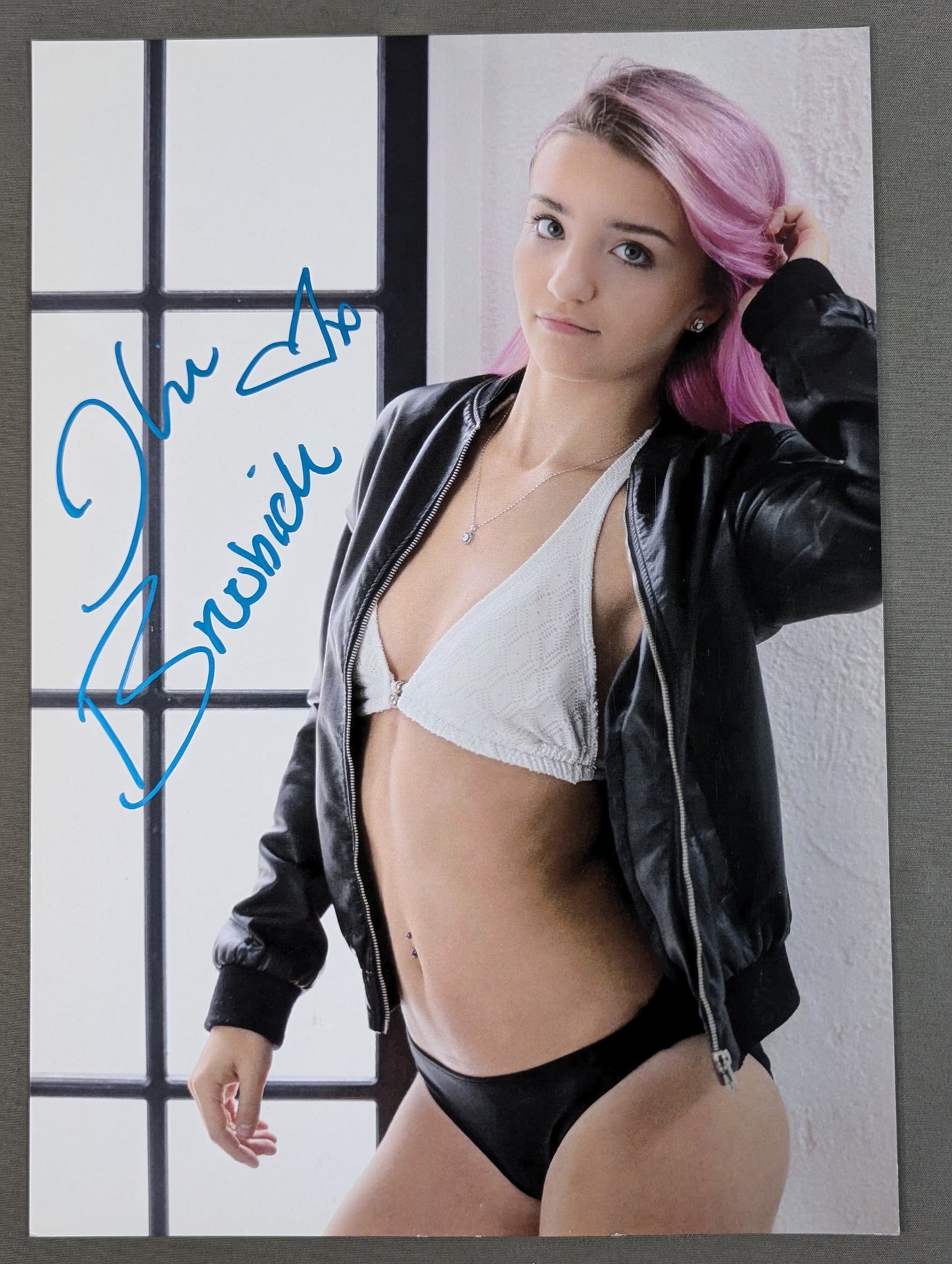 Zaiya Brookside hand signed autograph Pro-Photo (A-4)