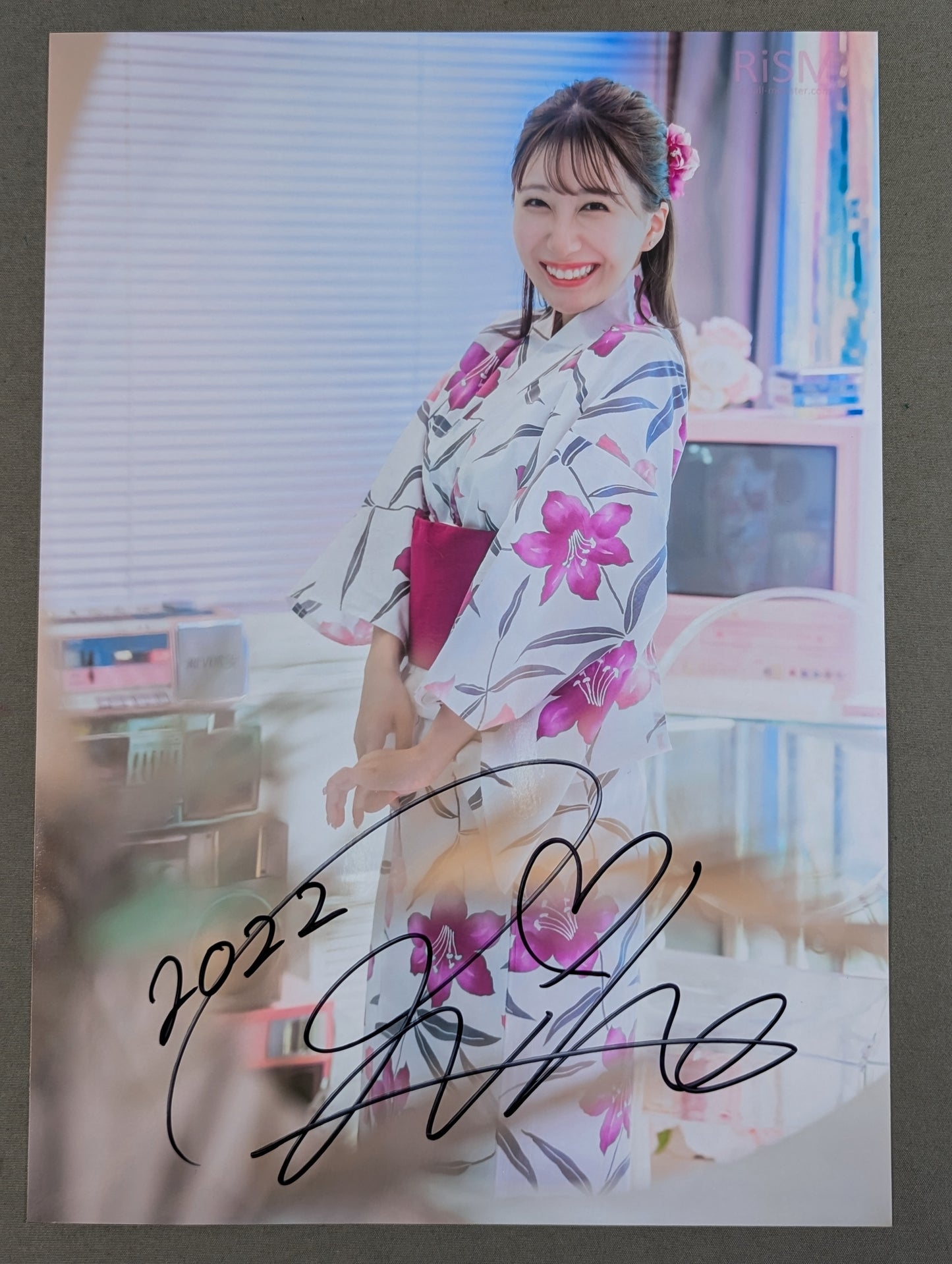 RIHO  hand signed autograph Pro-Photo (C-2)