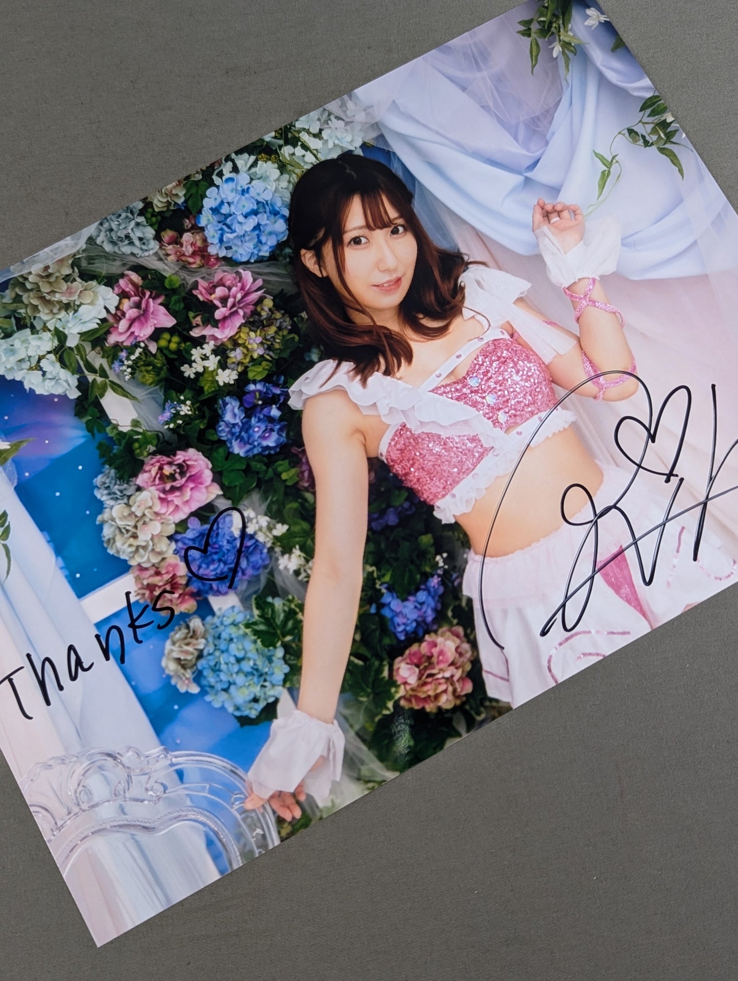 RIHO  hand signed autograph Pro-Photo (C-4)