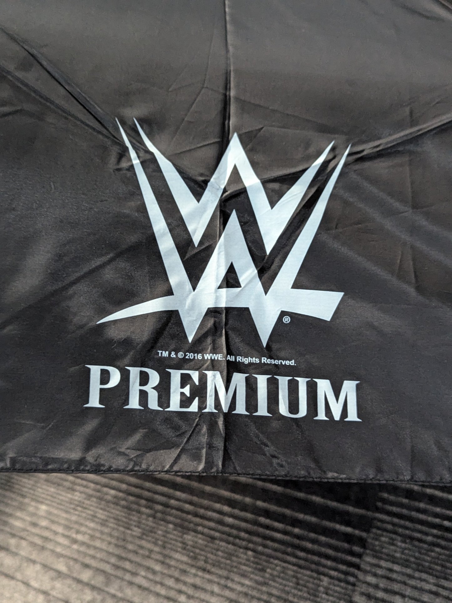WWE PREMIUM 折り畳み傘