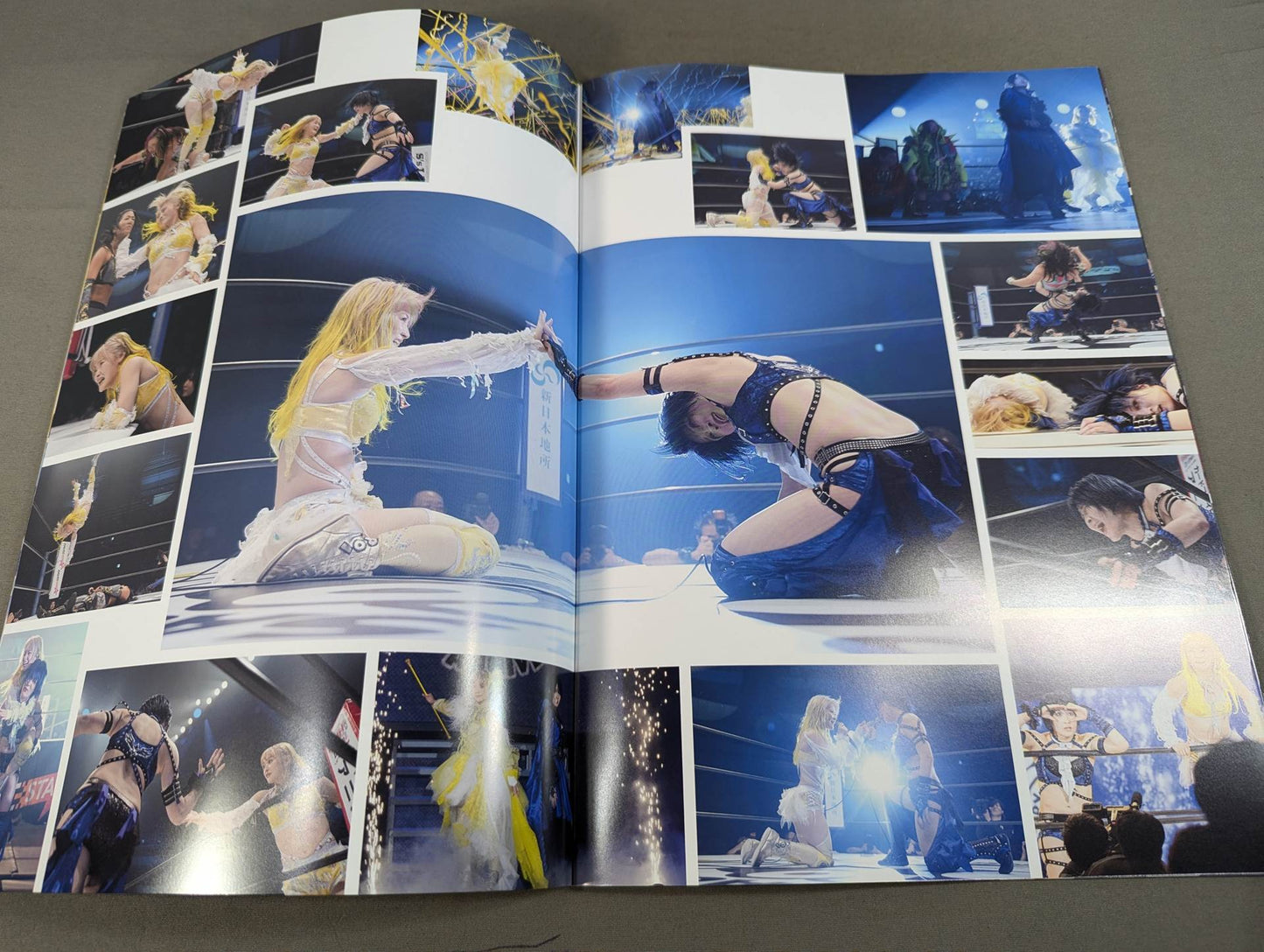 [2 fighters hand signed autograph Natsu & Saori are here. You're here. 10th Anniversary ~ Our Footprints ~ Tournament FOTO BOOK