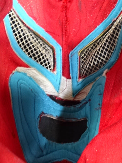 獣神サンダーライガー