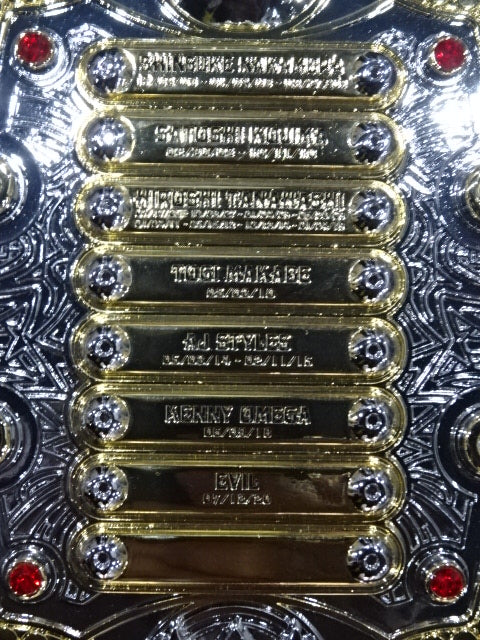 IWGPへビー級王座チャンピオンベルト(4代目) ★50周年記念モデル★
