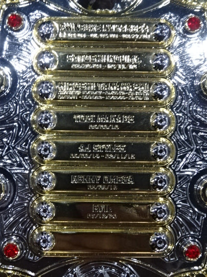 IWGPへビー級王座チャンピオンベルト(4代目) ★50周年記念モデル★