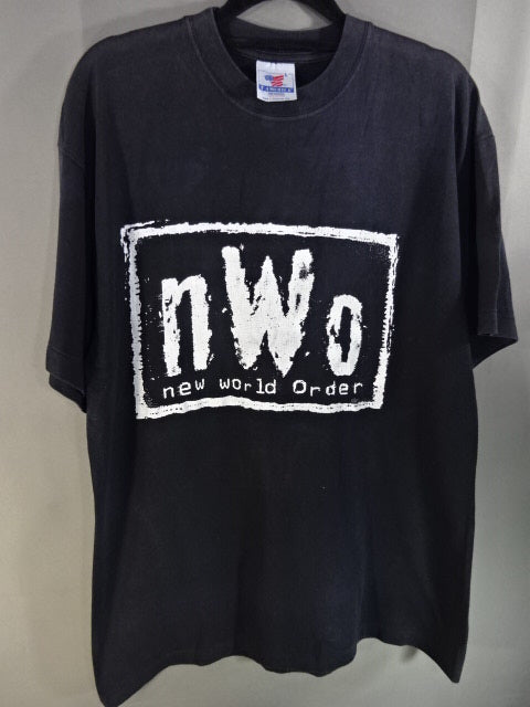 nWo Tシャツ①(WCW/ブラック×ホワイト)