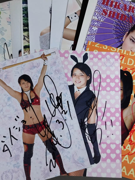 Hikaru Shida  hand signed autograph Pro-Photo Set