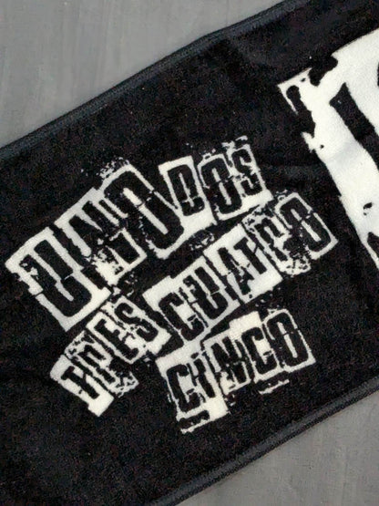 LOS INGOBERNABLES de JAPON「CINCO」マフラータオル
