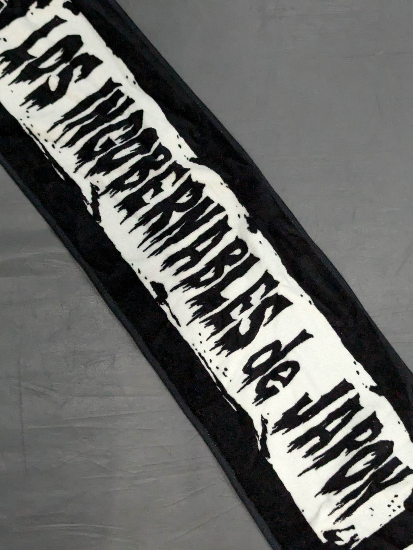 LOS INGOBERNABLES de JAPON「CINCO」マフラータオル