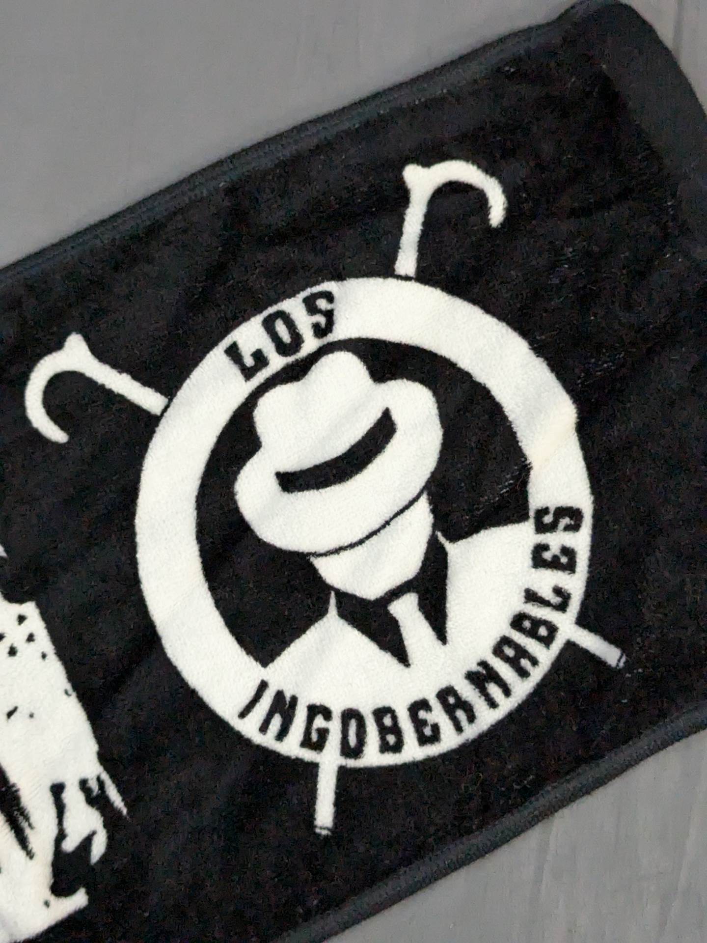 LOS INGOBERNABLES de JAPON「CINCO」マフラータオル