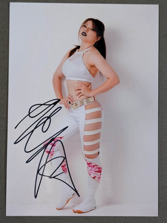 Hazuki hand signed autograph  photo (A-4)
