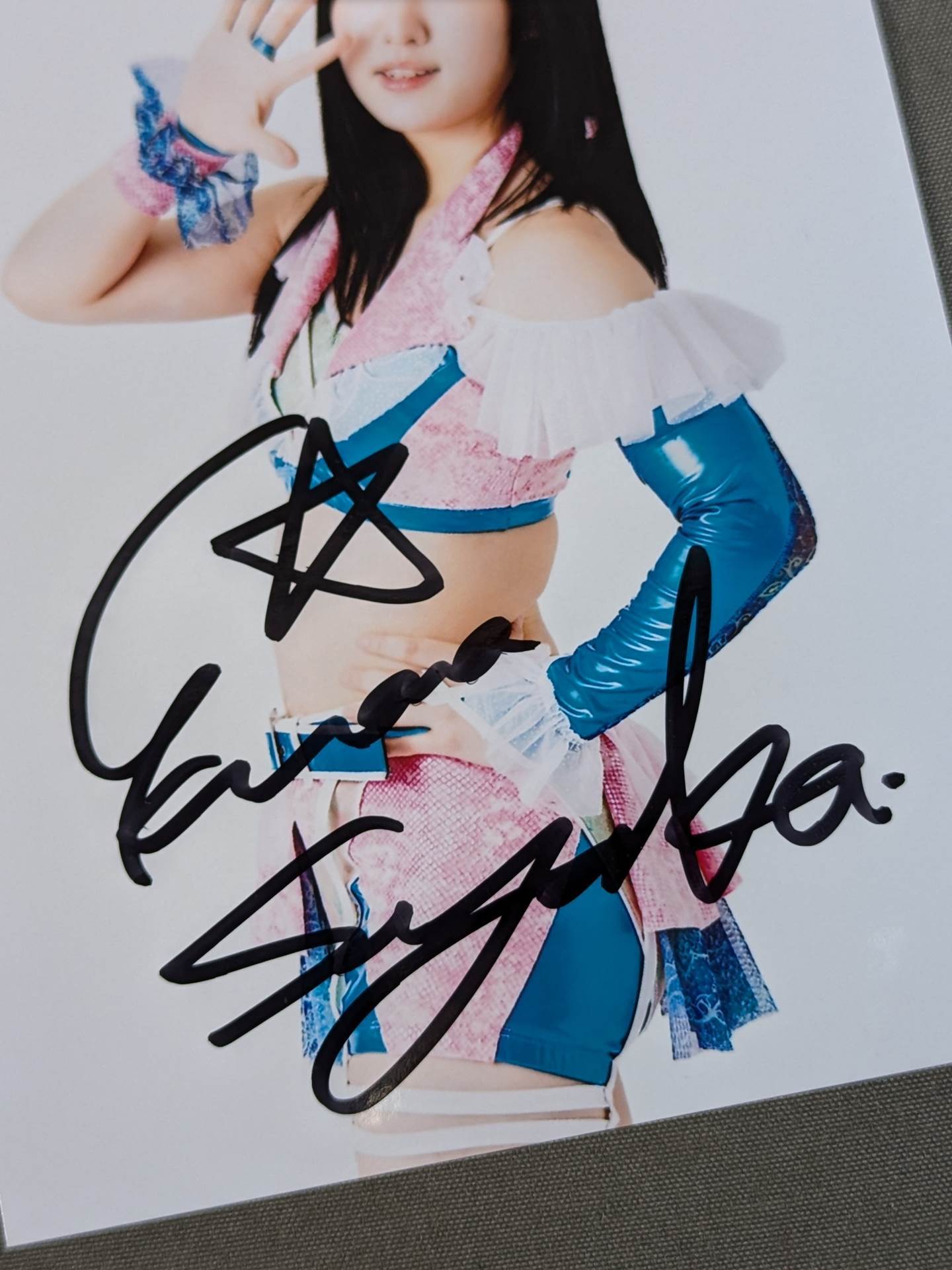 SAYAKA KURARA  hand signed autograph Photo (A-1)