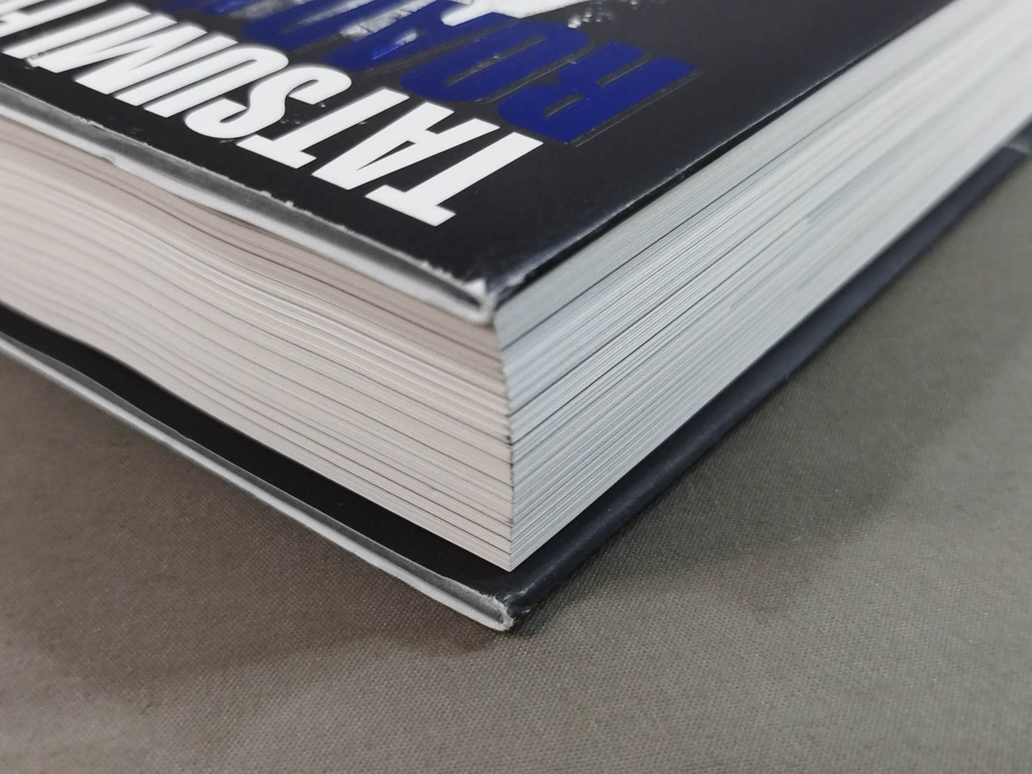 【hand signed autograph】 Tatsumi Fujinami Autobiography ROAD of the DRAGON Pro Wrestling  50 years, on the road