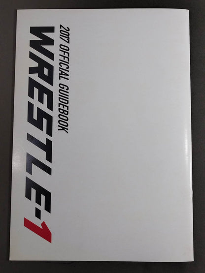 【大和ヒロシ 直筆サイン入り】WRESTLE-1 OFFICIAL GUIDE BOOK 2017 No.2
