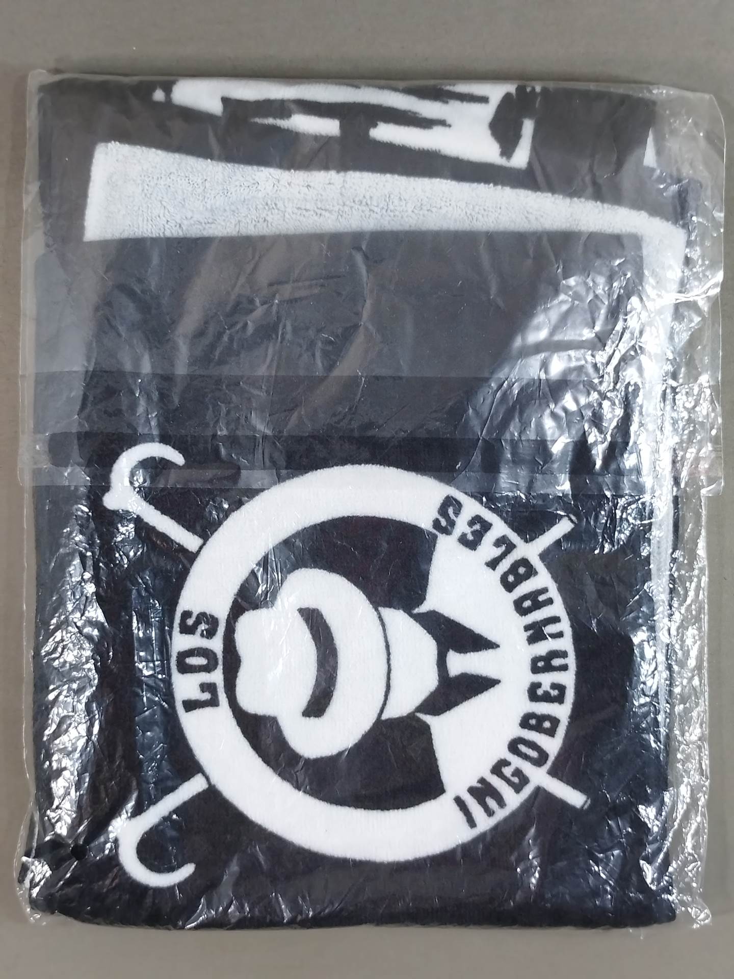LOS INGOBERNABLES de JAPON「CINCO」マフラータオル