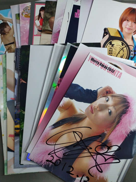 Women's Pro Wrestling  hand signed autograph Pro-Photo  Sets(1)