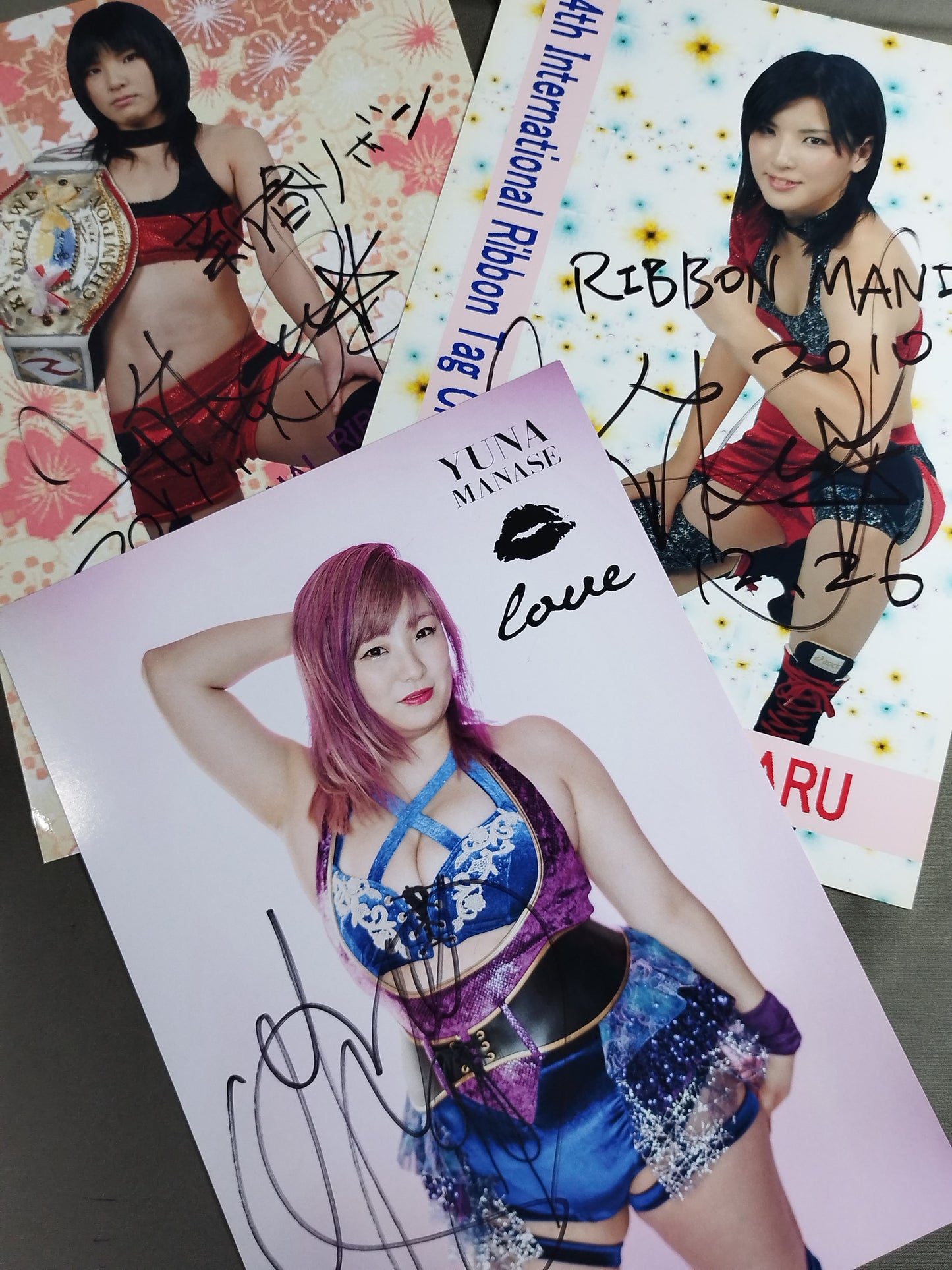 Women's Pro Wrestling  hand signed autograph Pro-Photo  Sets(1)
