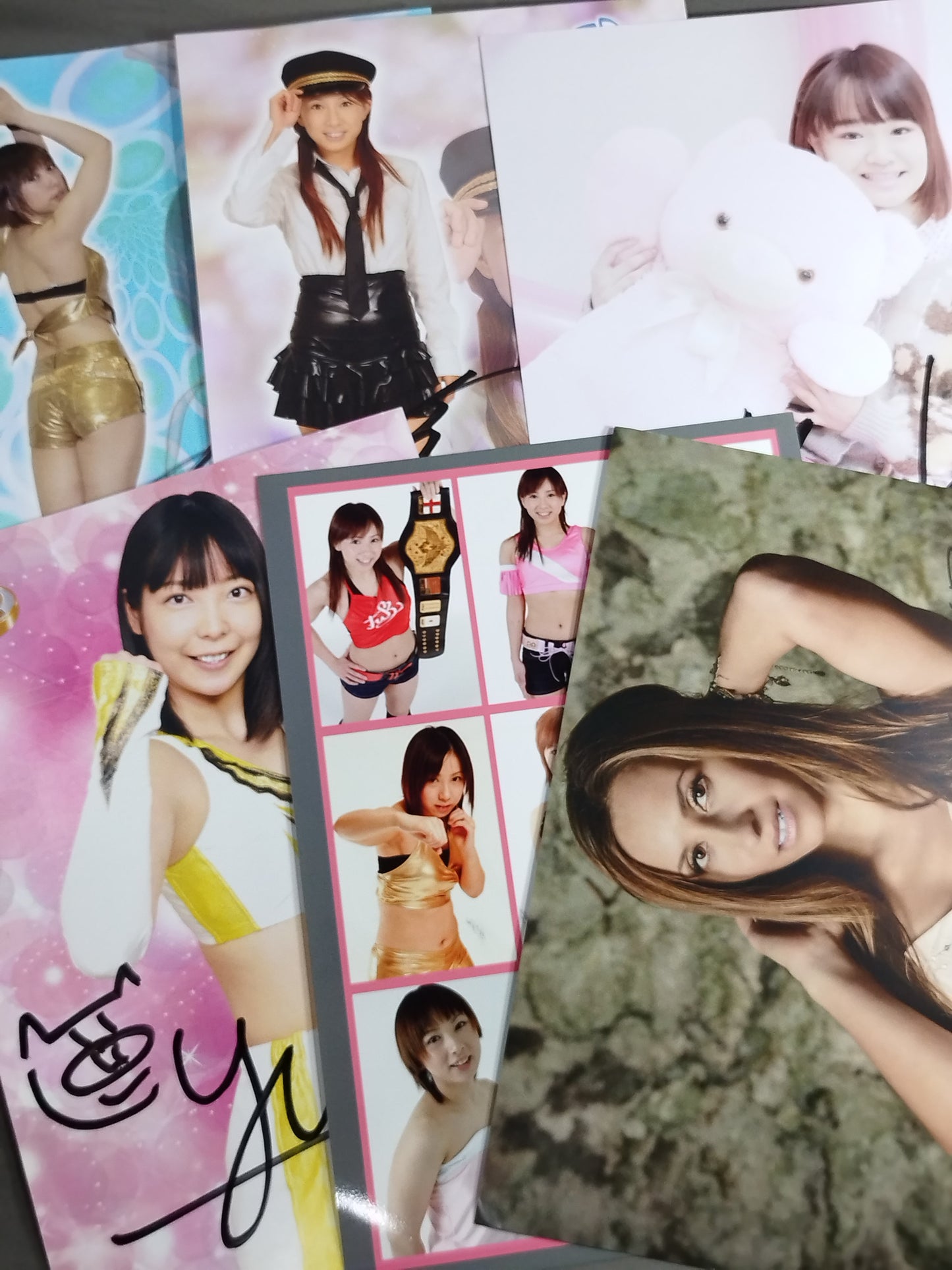Women's Pro Wrestling  hand signed autograph Pro-Photo  Sets(1)