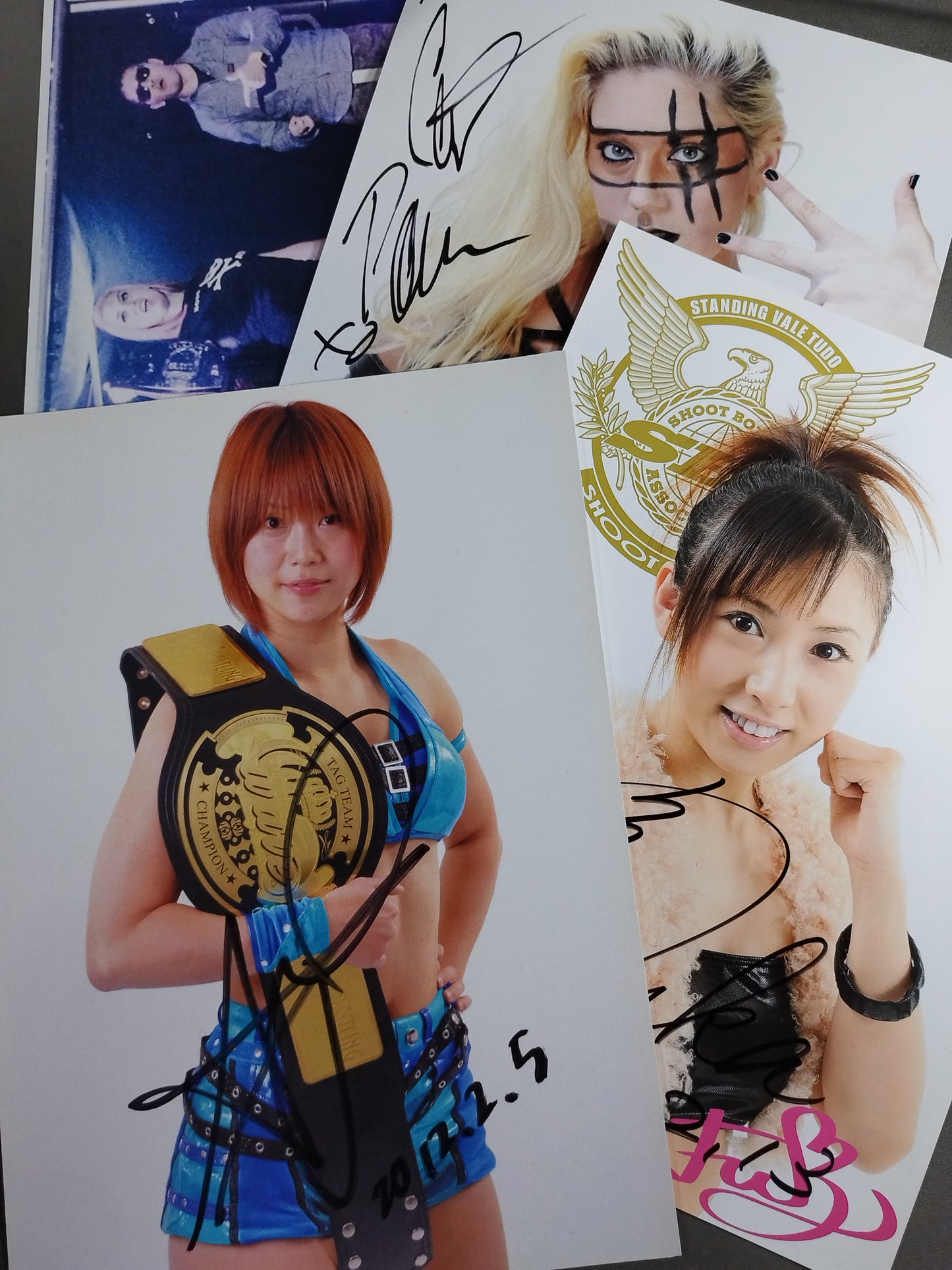 Women's Pro Wrestling  hand signed autograph Pro-Photo  Sets(1)